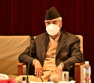 गठबन्धनमा वारपार, घेराबन्दीमा प्रधानमन्त्री